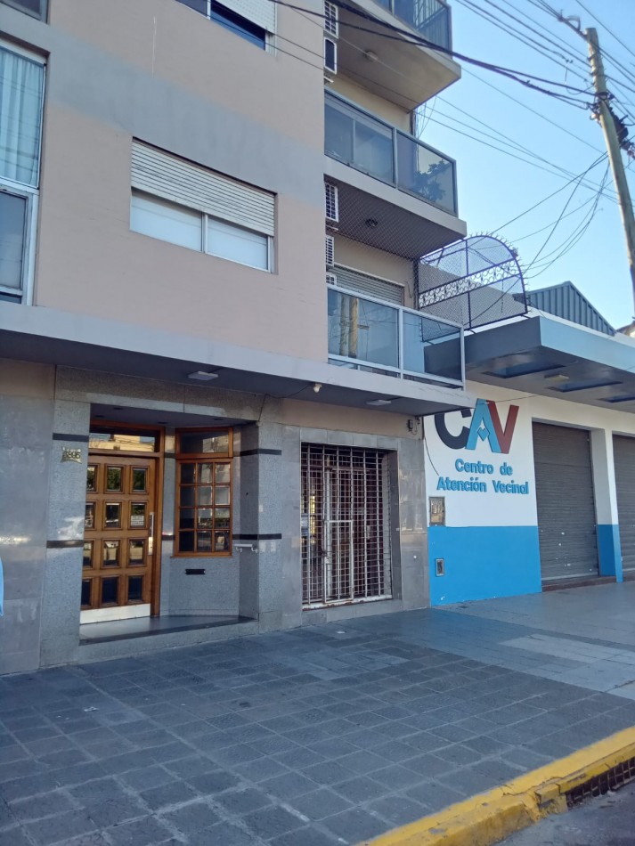 Departamento de 3 Ambientes en Venta en Lanusita