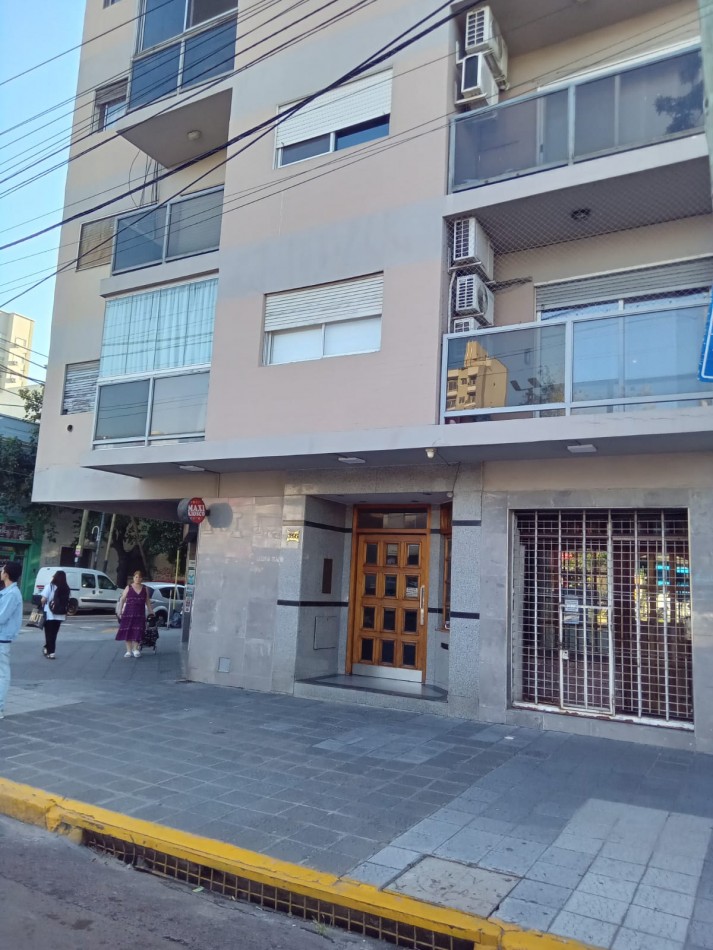 Departamento de 3 Ambientes en Venta en Lanusita