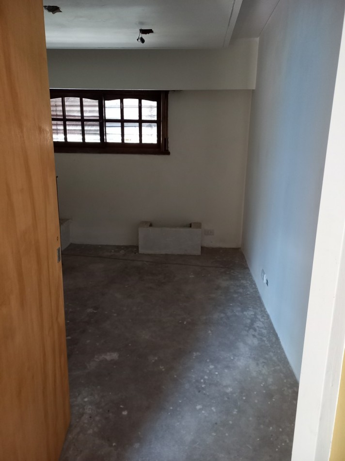 Casa en Venta de 5 Ambientes Temperley Oeste ¡¡¡ APTO CREDITO BANCARIO !!!