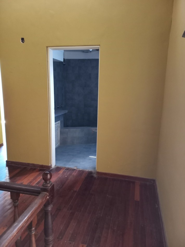 Casa en Venta de 5 Ambientes Temperley Oeste ¡¡¡ APTO CREDITO BANCARIO !!!