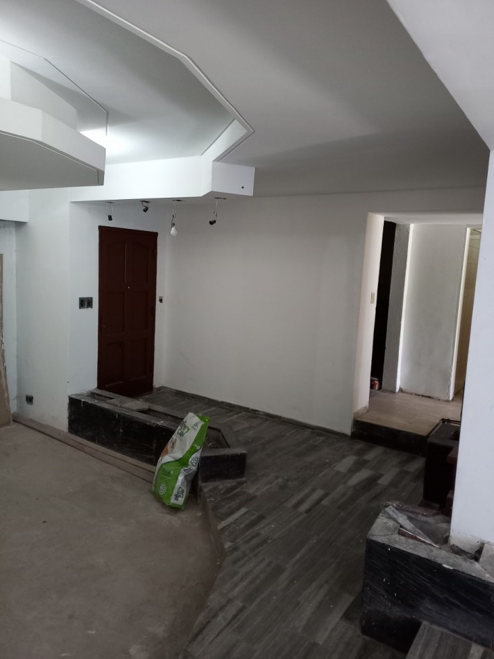 Casa en Venta de 5 Ambientes Temperley Oeste ¡¡¡ APTO CREDITO BANCARIO !!!