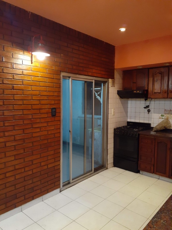 Venta Departamento de 3 Ambientes  con Patio. APTO CREDITO BANCARIO