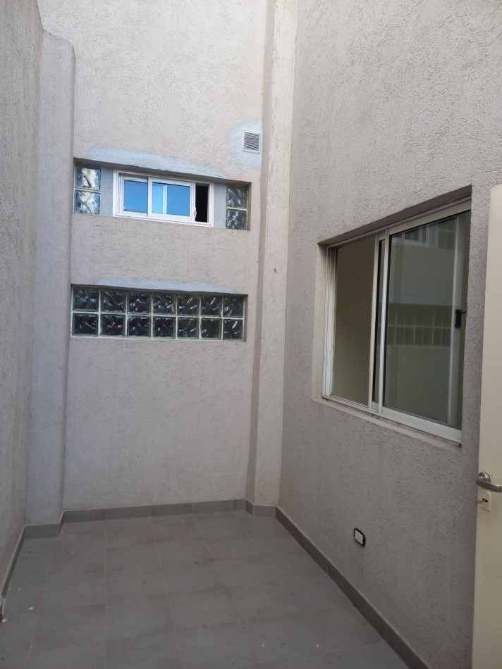 Alquiler Ph 3 Amb  con Cochera sin expensas