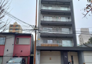 Departramento en Venta 2 Amb con Cochera en Bernal
